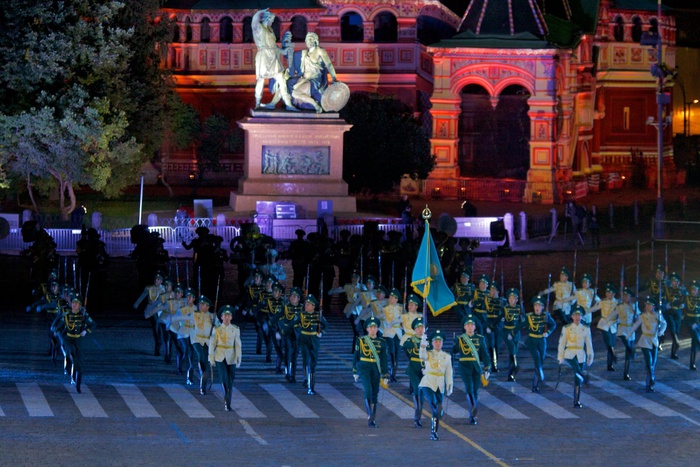 Первый день Спасской башни