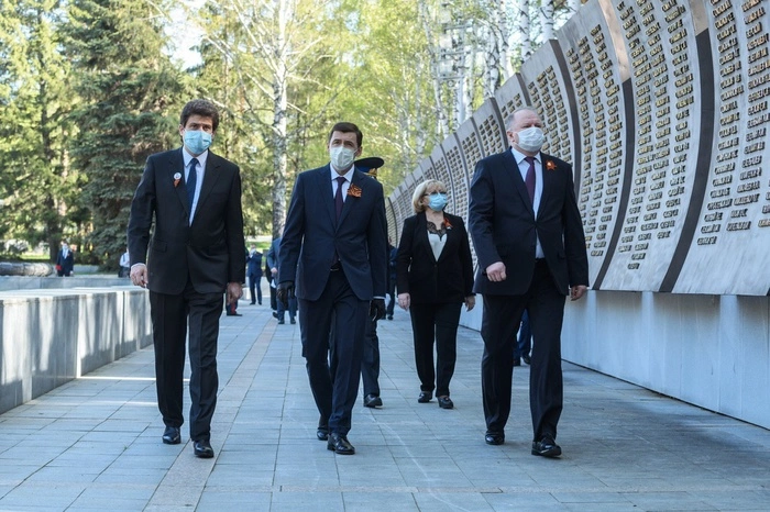 Куйвашев: Предстоящая неделя покажет, будут ли продлены ограничительные меры после 18 мая