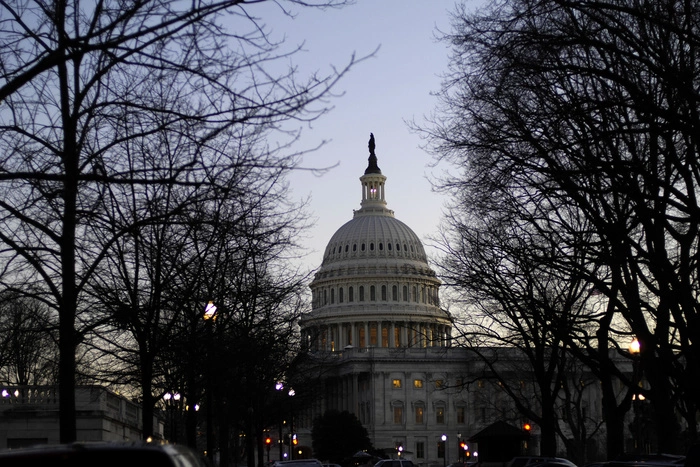 Новые санкции США против РФ коснутся инвестиций в добычу нефти и газа