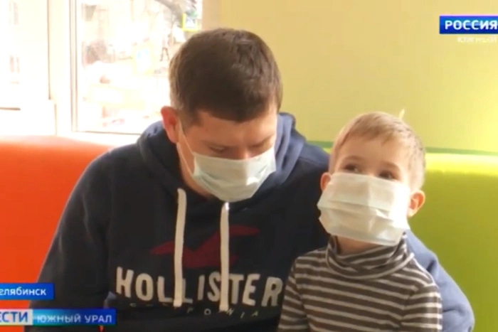 За сутки в России выявлено 180 071 новый случай COVID-19