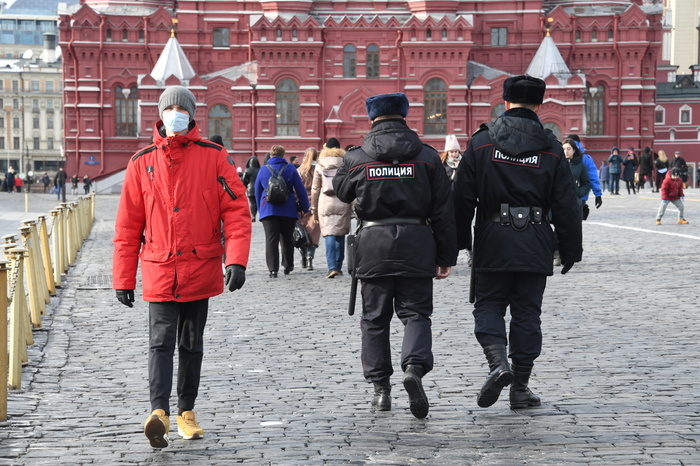 В России завели первое дело за нарушение социальной дистанции