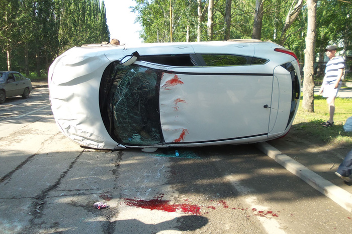 Водители столкнувшихся на Ясной «Ниссанов» рассказали о причинах аварии