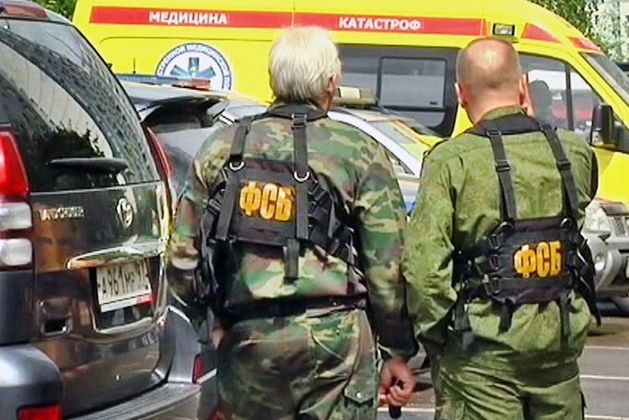 Куйвашев поздравил работников ФСБ с их профессиональным праздником