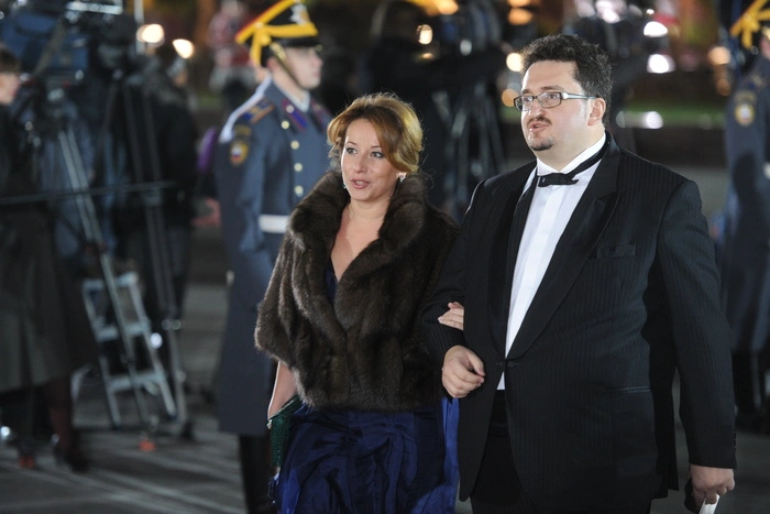 Россияне не поняли, за что экс-глава пресс-службы Медведева получила орден