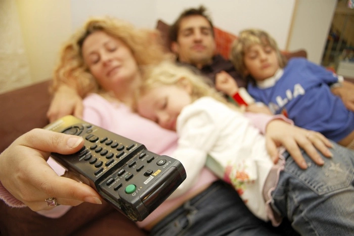 Телевизор стал основным досугом россиян