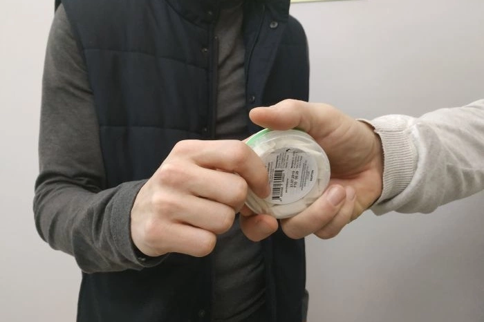 В «Красное&Белое» в Кургане продавали снюсы