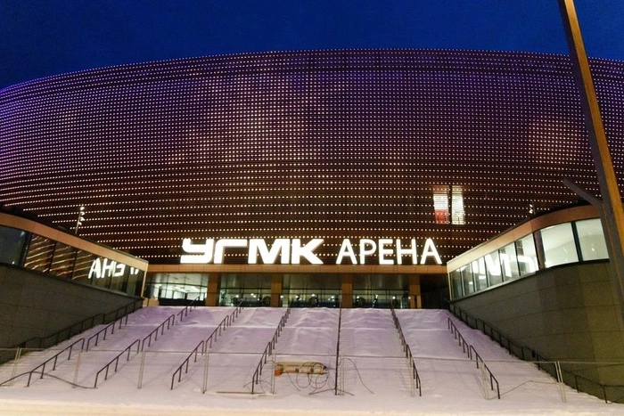 Омский губернатор заявил, что екатерининбургской «УГМК-арене» далеко до их «G-drive»