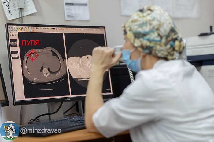 Екатеринбургские врачи спасли мужчину с пулей в сердце