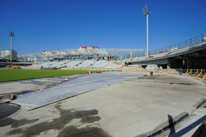 В Екатеринбурге тестируют кресла для Центрального стадиона