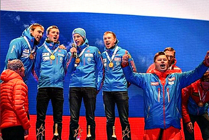 Биатлонисты сборной России выиграли эстафету на чемпионате мира