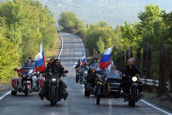 На Украине опубликовали письма крымчан о жизни в России