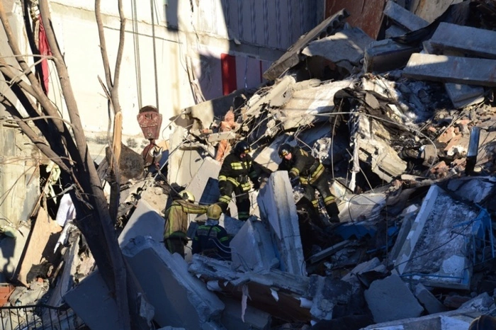 МИД Узбекистана наградил земляка, спасшего восемь человек в Магнитогорске