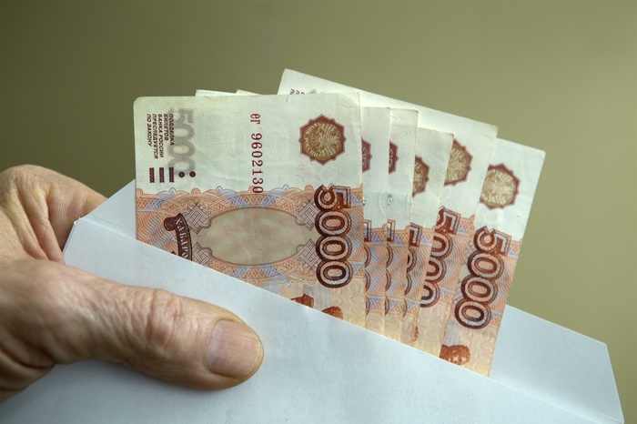 УФНС: 50% жителей Свердловской области получают «серую» зарплату