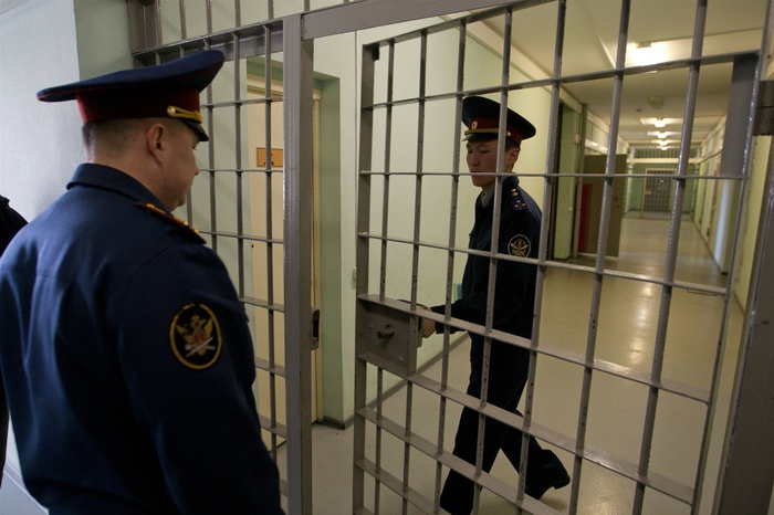 В СИЗО № 1 Екатеринбурга повесился осужденный за тяжкие преступления