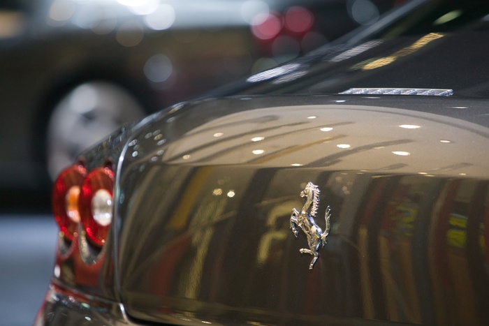 В Екатеринбурге приставы за долги по кредиту арестовали Ferrari
