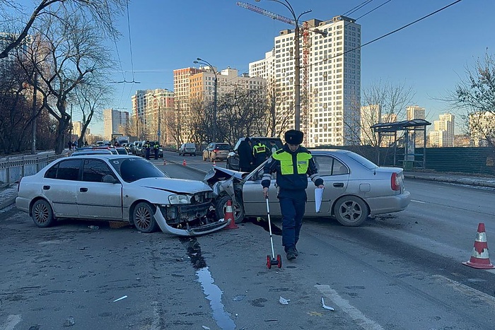 В ДТП на Щербакова, которое днем ранее парализовало движение на Уктусе, погиб пятилетний ребёнок