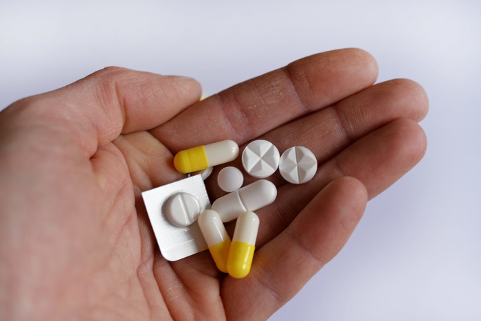 Свердловским ВИЧ-инфицированным перестали выдавать жизненно важные лекарства