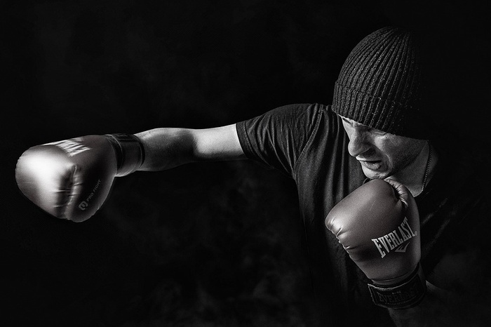 Екатеринбургского боксёра арестовали за похищение жителя Самары