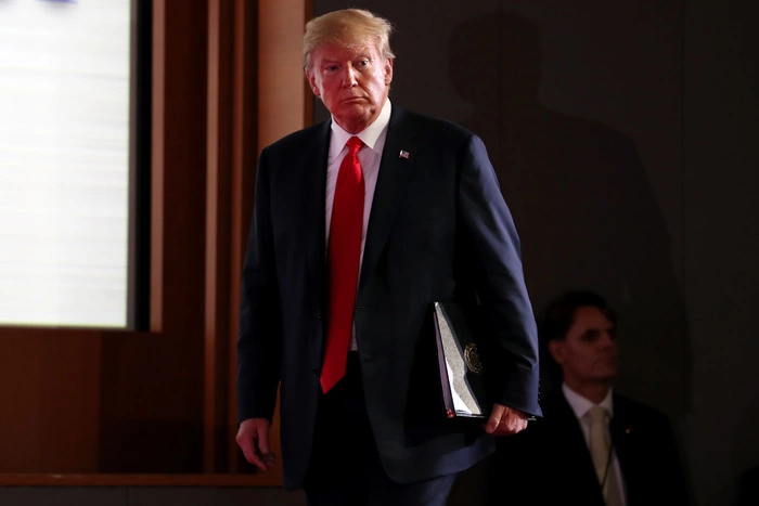 Трамп решился на торговую войну с Китаем