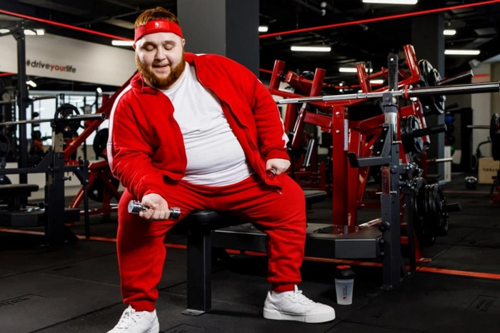 «Пухляш из Little Big» стал лицом уральской фитнес-сети