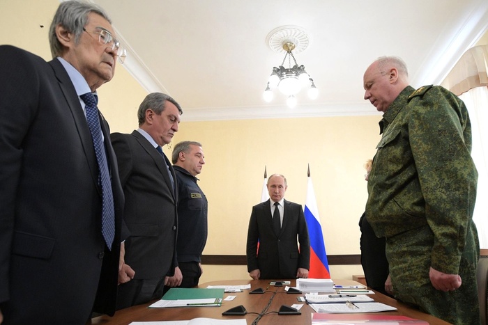 Путин подписал указ об объявлении траура в связи трагедией в Кемерово