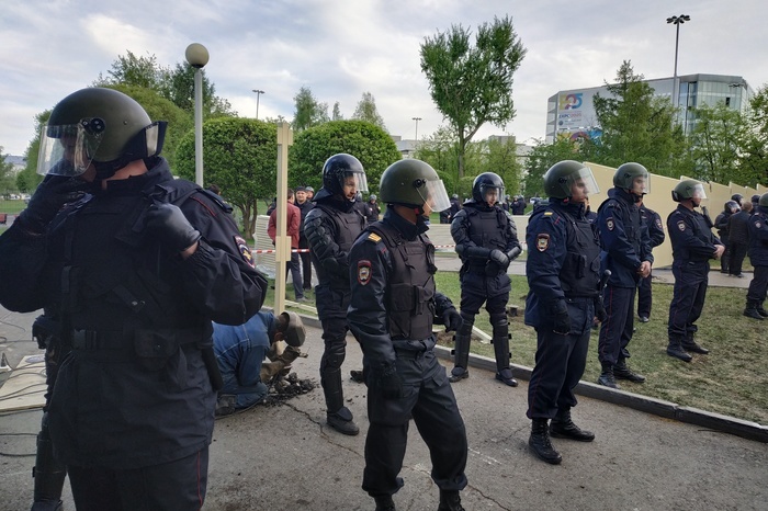 Начальник свердловской полиции прокомментировал протесты в сквере