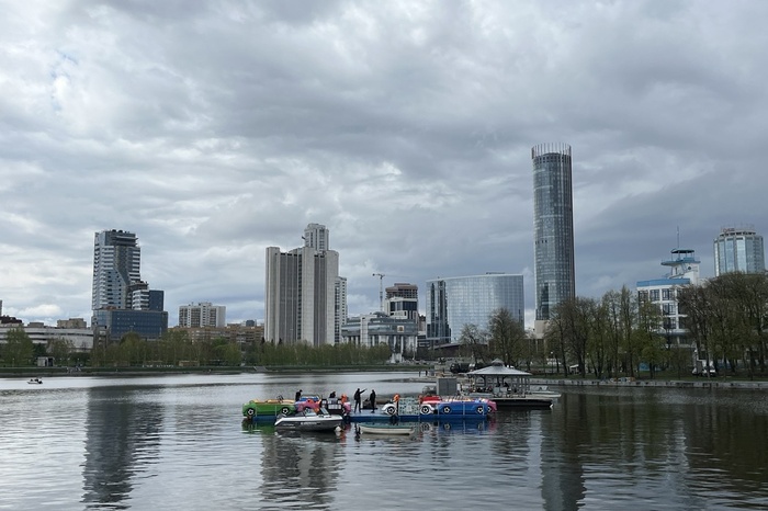 В гостиницах и отелях Екатеринбурга массово бронируют номера. Что случилось?