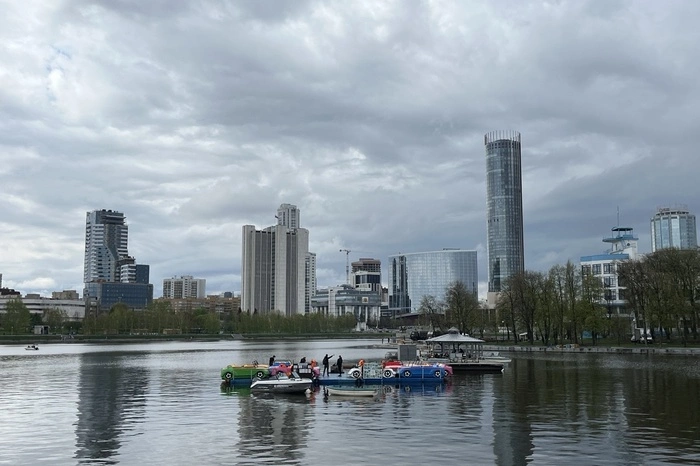 В гостиницах и отелях Екатеринбурга массово бронируют номера. Что случилось?