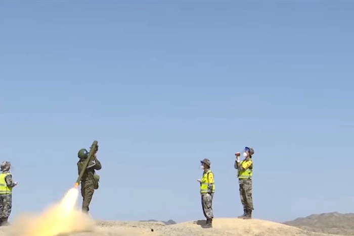 Уникальное попадание российского зенитчика в цель на АрМИ-2021 сняли на видео