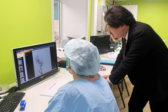 Главврач свердловской больницы рассказала, что провоцирует рак губы, языка и гортани