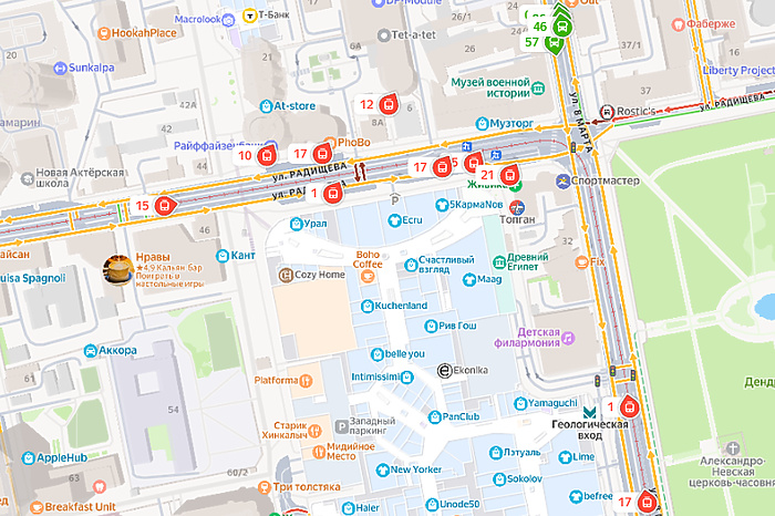 В центре Екатеринбурга остановлено движение трамваев