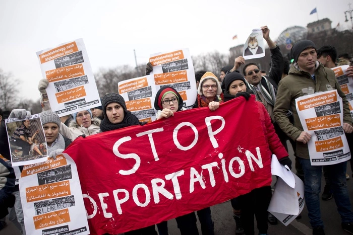 Германия анонсировала массовую депортацию беженцев