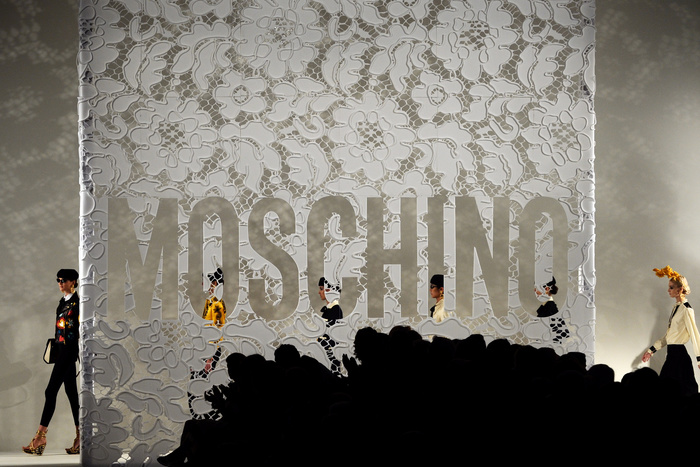 В Екатеринбурге ждут ажиотажа на презентации коллаборации Moschino и H&M (ФОТО)