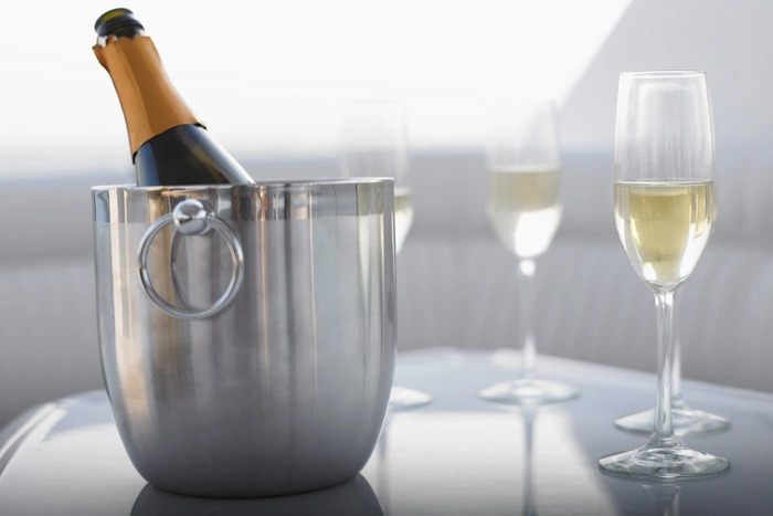 Рынок поддельного «люкса» в России превысил легальный на 30 млрд рублей