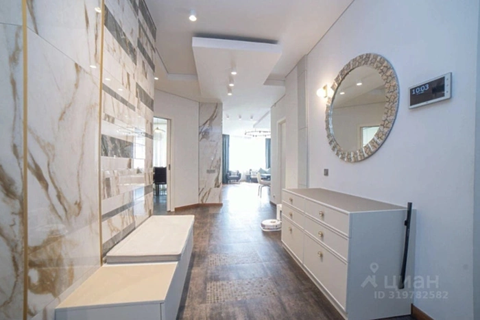 В Екатеринбурге продают квартиру за 123 миллиона