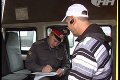 Водителям с мигрантскими правами дали "отсрочку"