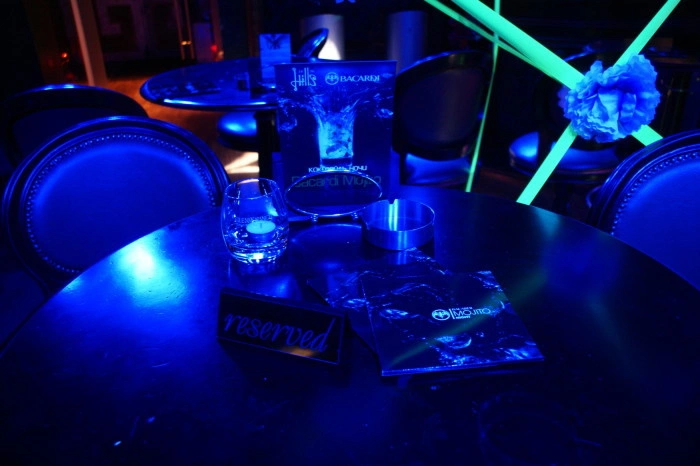 Роспотребнадзор проверил «Максимилианс» после отравления посетителей алкоголем