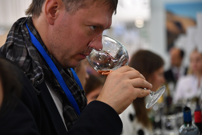 Почти треть россиян заявила о полном отказе от алкоголя
