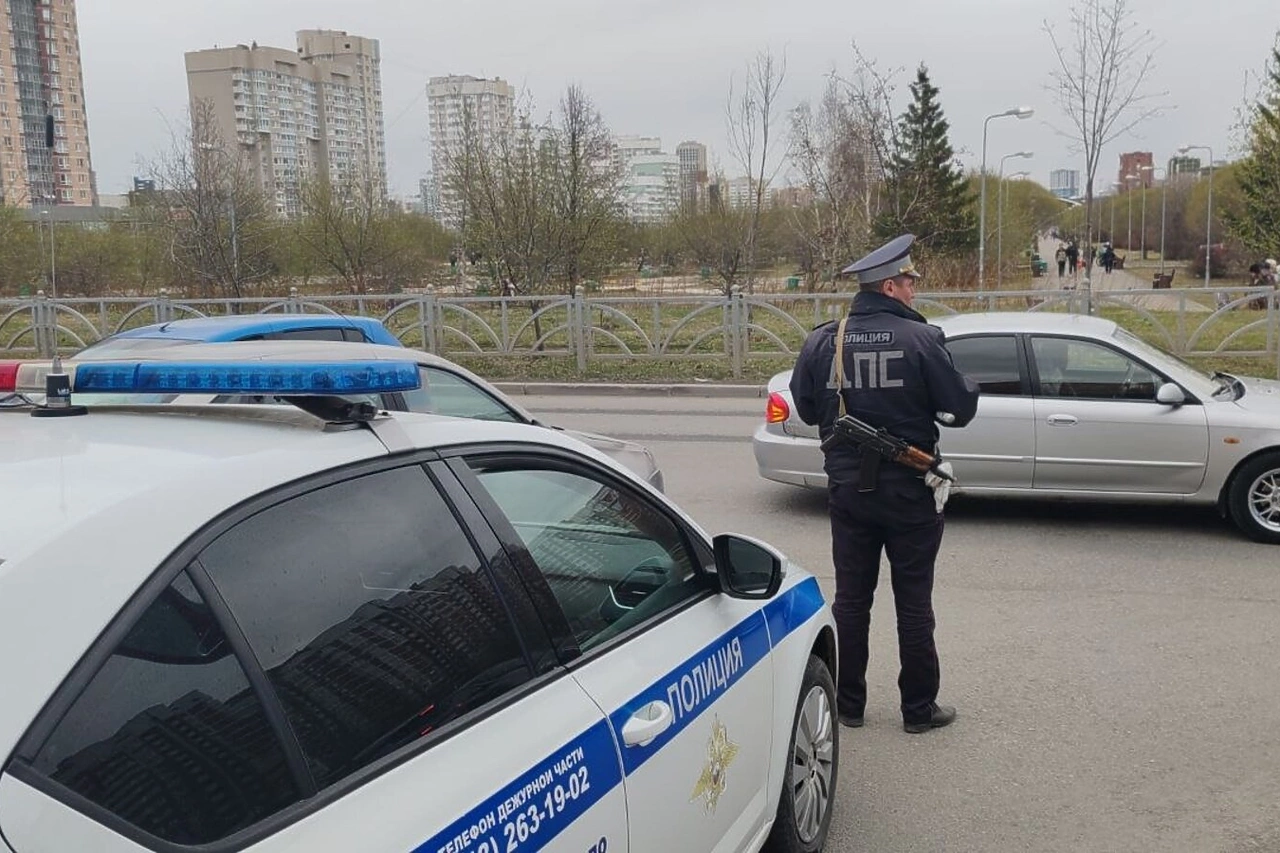 На Белинского каршеринг протаранила встречная иномарка