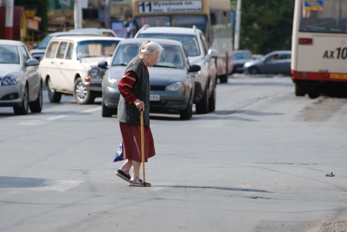 В Улан-Удэ девочка прочитала стихотворение о крошечной бабушкиной пенсии