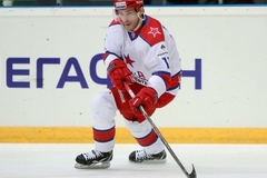 Павел Дацюк вышел на лед после травмы