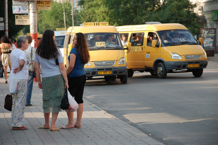 В Калининграде кондуктор автобуса продавала пассажирам наркотики