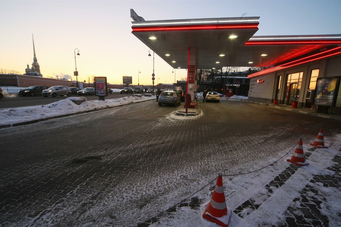Испытатели забраковали треть топлива в Свердловской области
