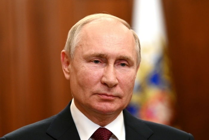 Владимир Путин уходит на самоизоляцию