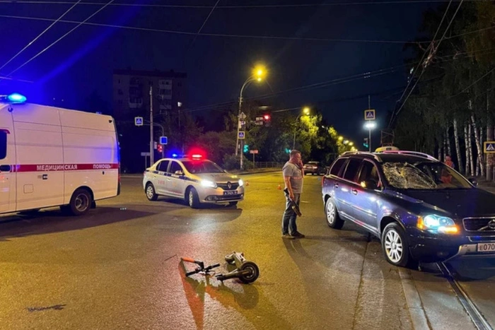 Сталa известна личность парня на самокате, которого насмерть сбил внедорожник в Екатеринбурге