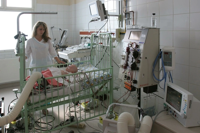 Свердловская область будет поставлять в Финляндию аппараты ИВЛ и химпродукцию