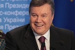 Верховная рада объявила о низложении Януковича