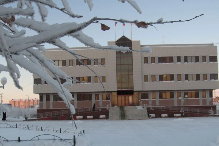 Ямальская чиновница уволена после скандального возвращения с «золотым парашютом»