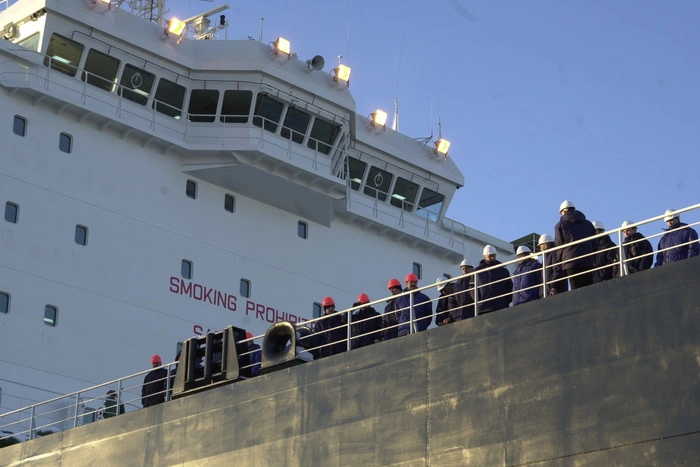 Российская нефть почти перестала продаваться через морские порты — компании не находят покупателей