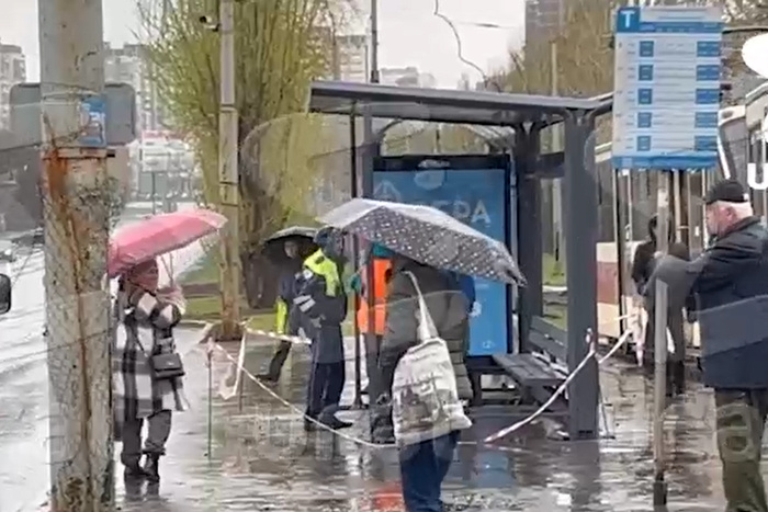 Из екатеринбургского трамвая выпала пенсионерка